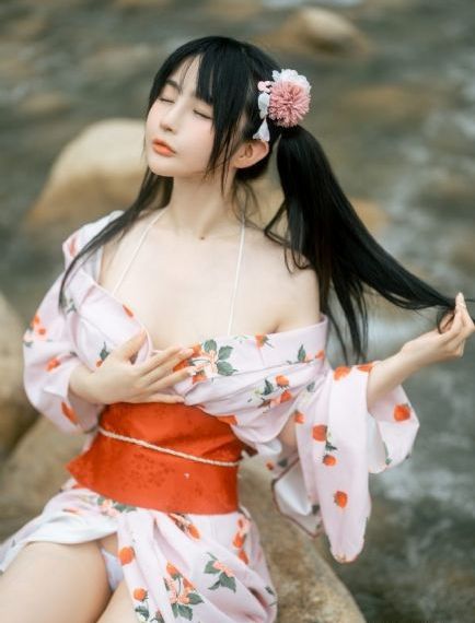 夜夜躁狠狠躁日日躁2021日韩_免费高清在线观看